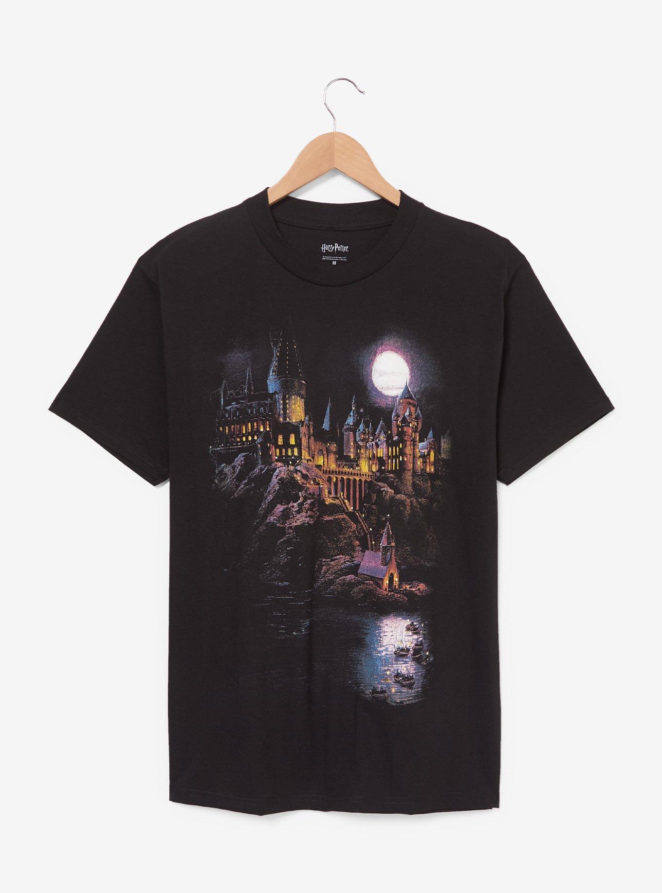 Harry Potter Hogwarts Castle Night Scene T-Shirt - BoxLunch Exclusive, , hi-res
