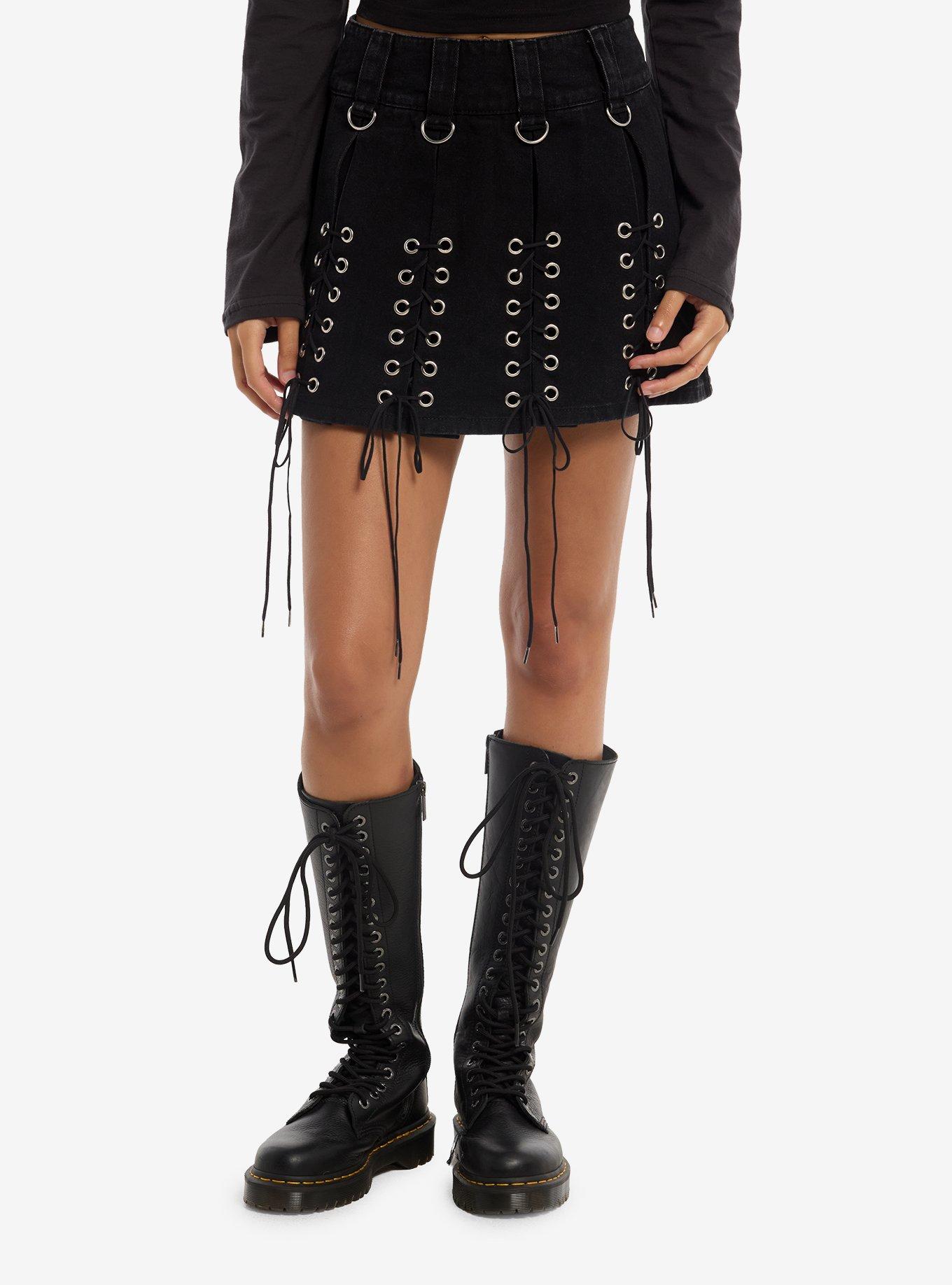 【最終値下げ】NOTREemor drape mini skirt Social Collision Grommet Lace-Up Pleated Mini Skirt | Hot Topic