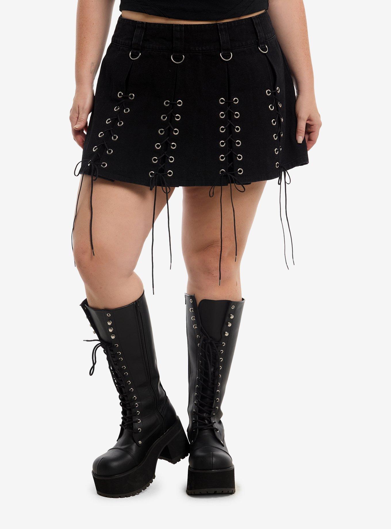 Social Collision Grommet Lace-Up Pleated Mini Skirt Plus Size