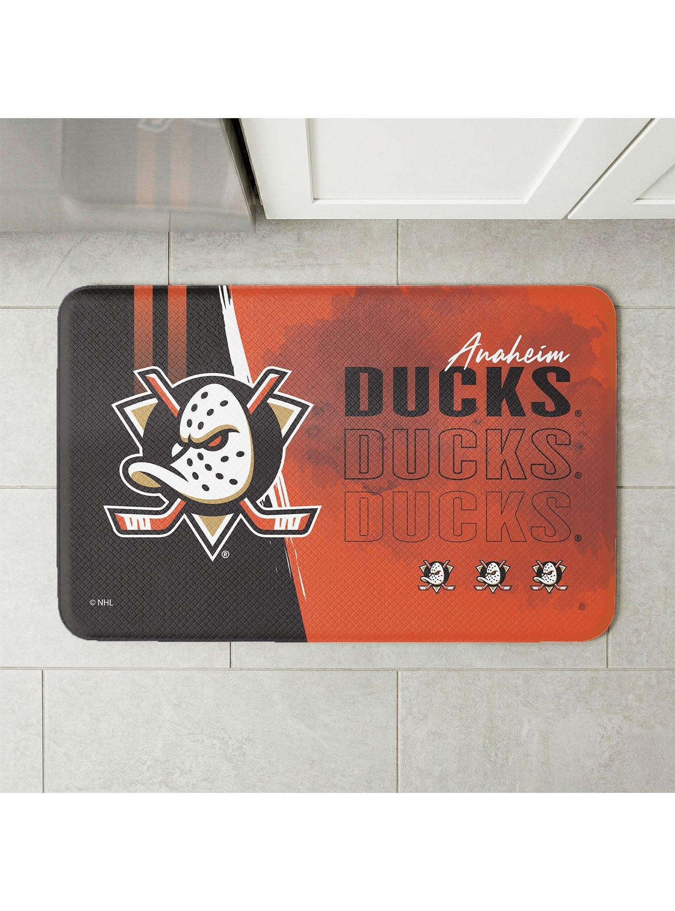 NHL Anaheim Ducks Painterly Floor Mat, , hi-res