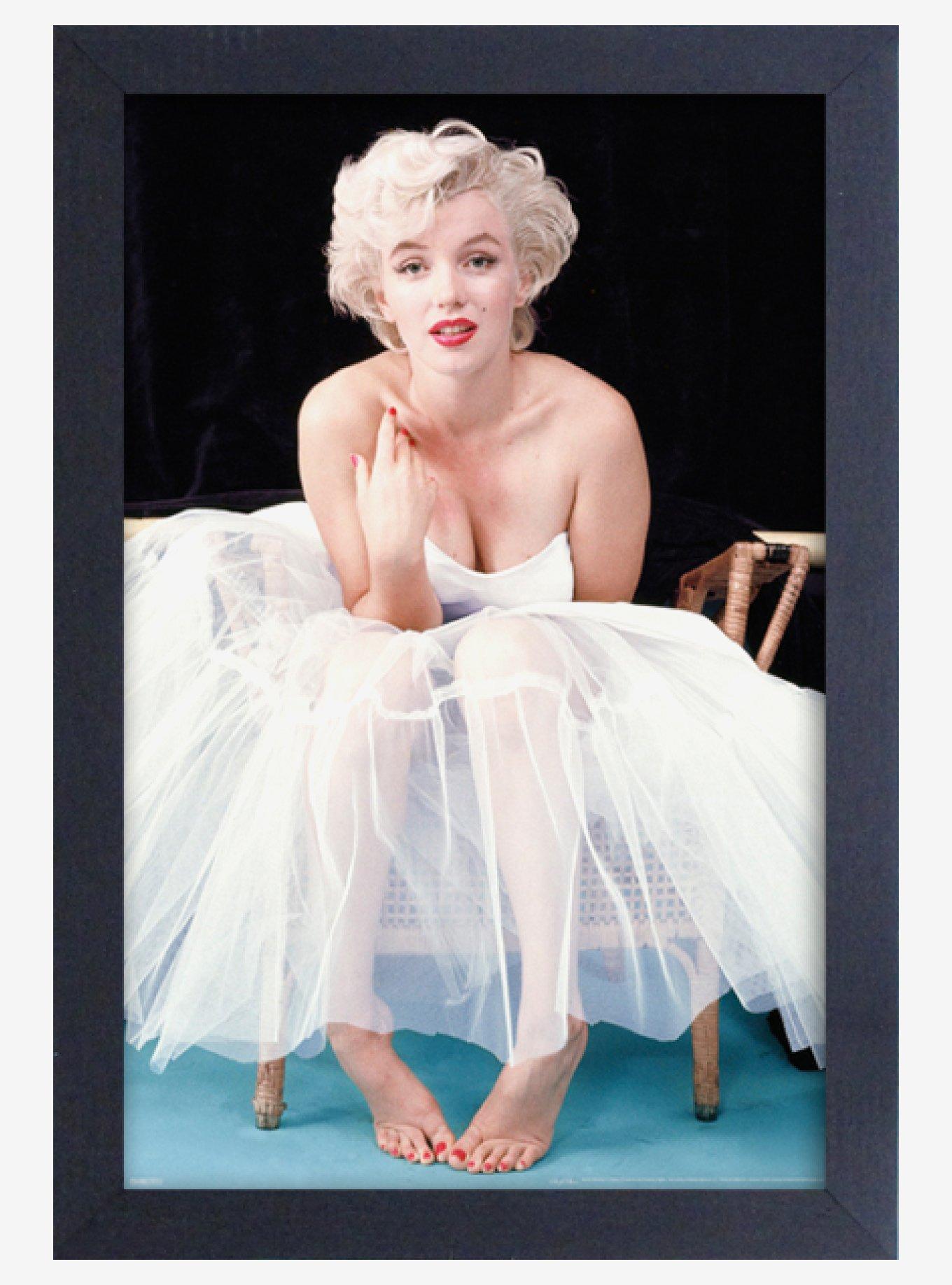 Marilyn Monroe Ballerina Color 11x17" Framed Gelcoat, , hi-res