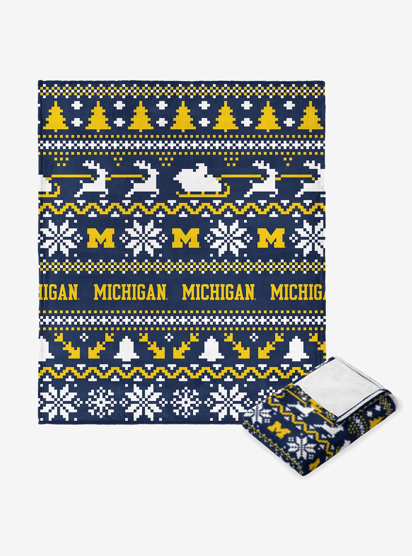 NCAA University of Michigan Wolverines Xmas Time Silk Touch Throw Blanket, , hi-res