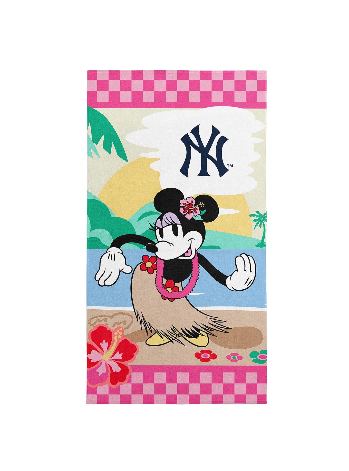 MLB New York Yankees Disney Minnie Mouse Beachy Check Pink Microfiber Beach Towel