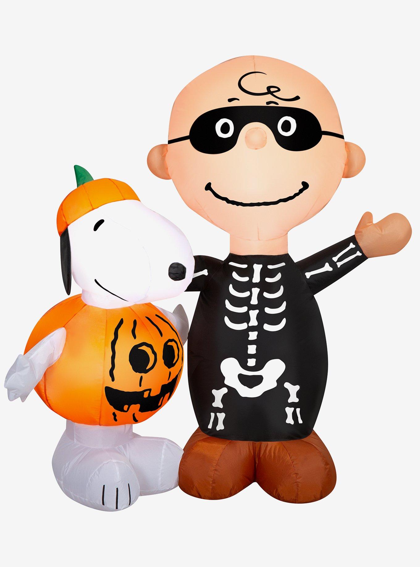 Peanuts Snoopy and Charlie Brown Inflatable Scene Airblown