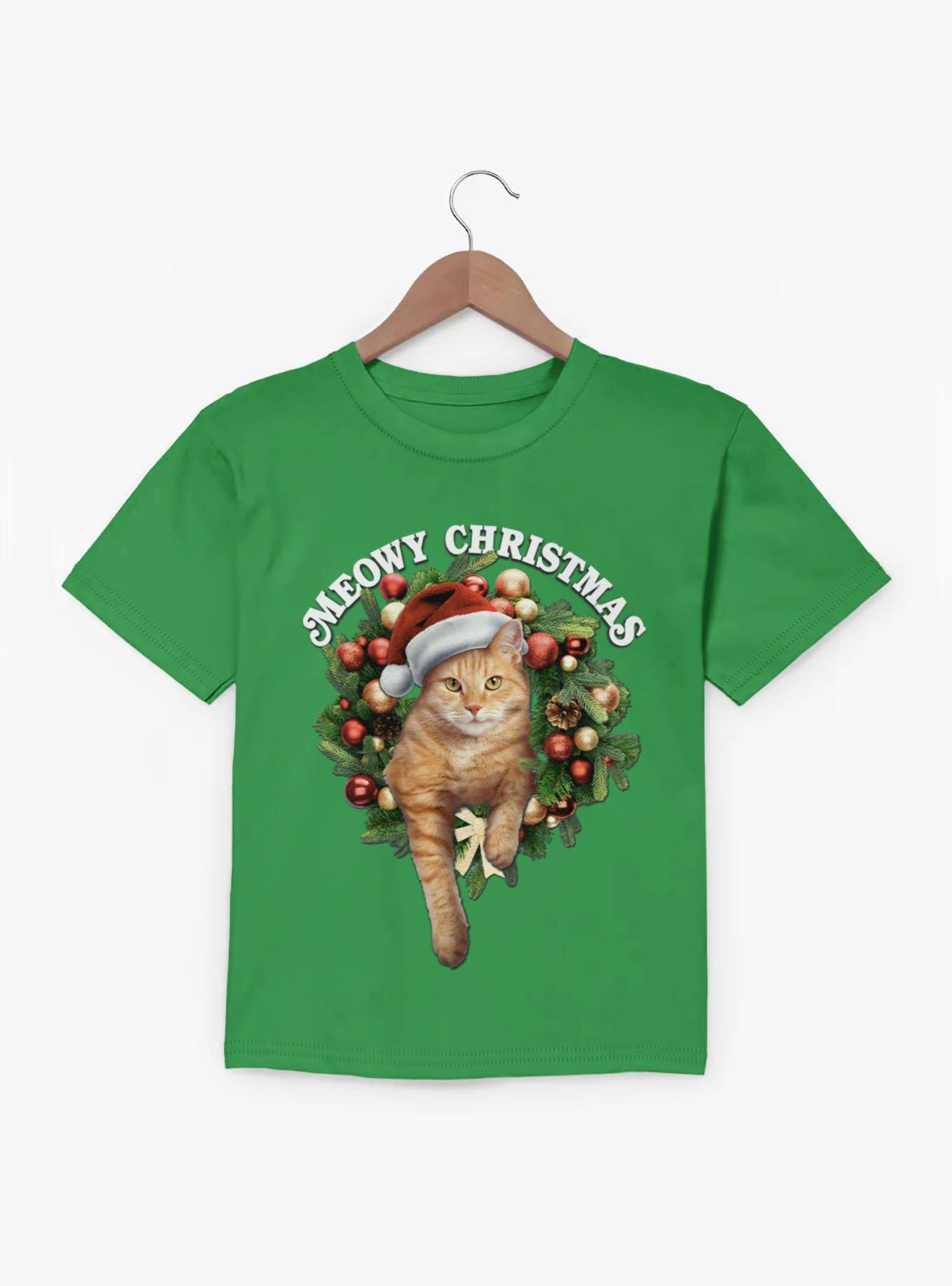 Meowy Christmas Cat Santa Hat Wreath Youth T-Shirt