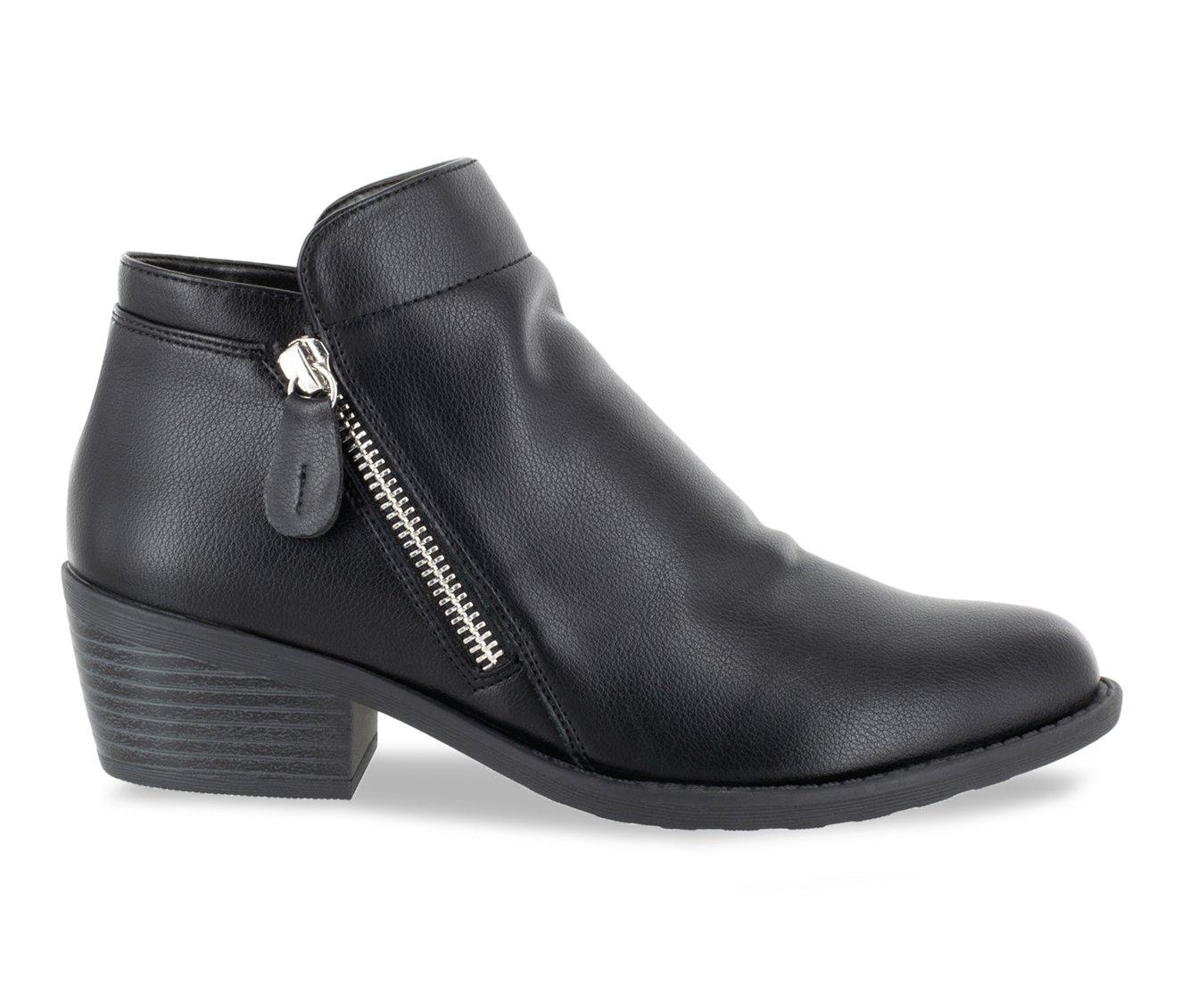 Easy street hot sale ankle boots