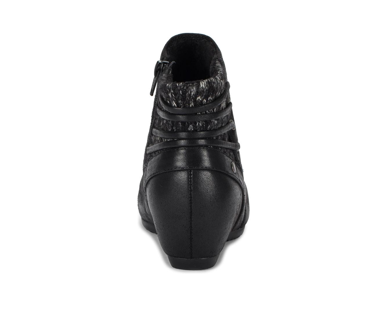 Women's Baretraps Peanut Ruched Booties