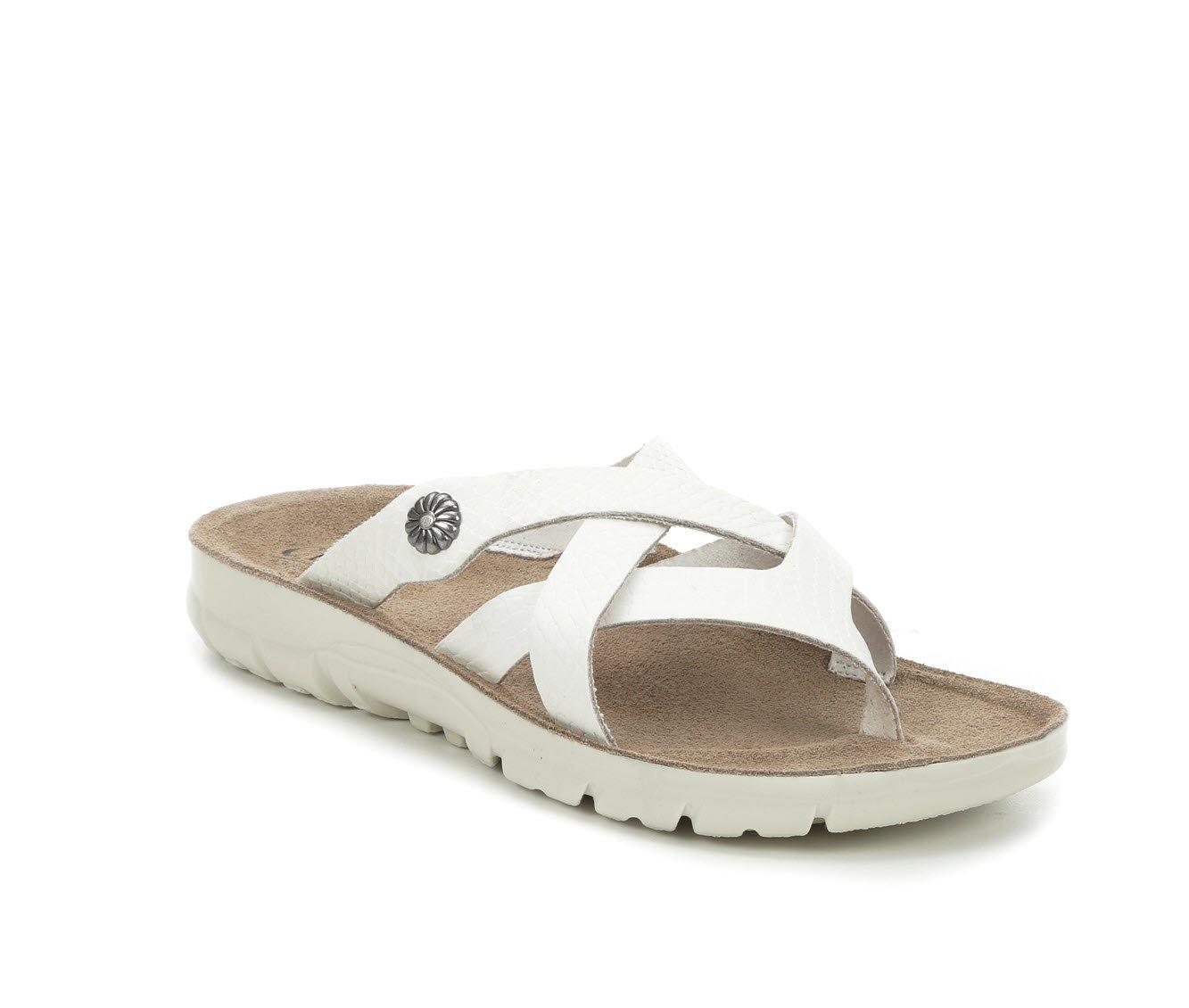 Women's Cliffs by White Mountain Banksy Flip Flops