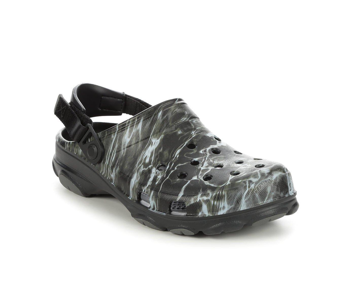 Crocs Men's and Women's Classic All-Terrain Clog : : Clothing,  Shoes & Accessories
