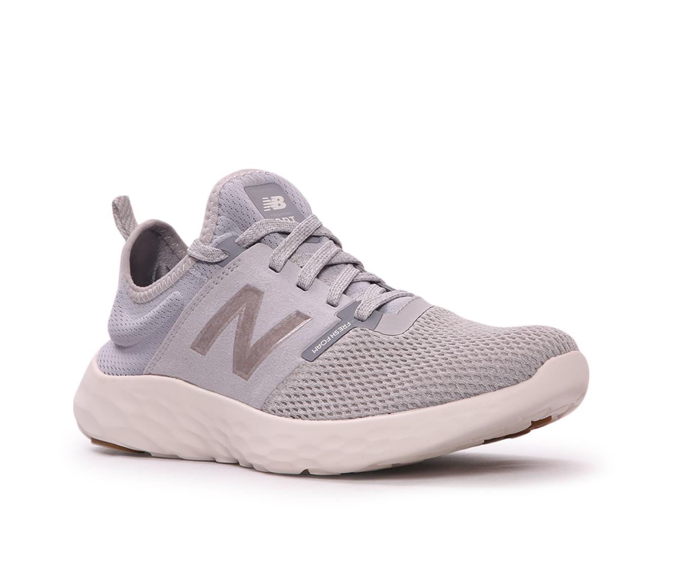 Women's New Balance WSPTV2 Sneakers