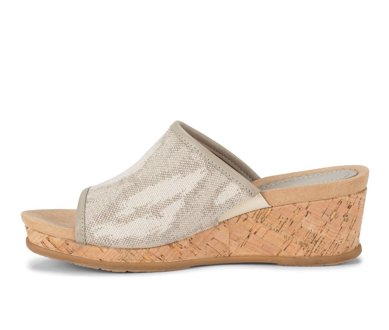 Women's Baretraps Flossey Wedge Sandals