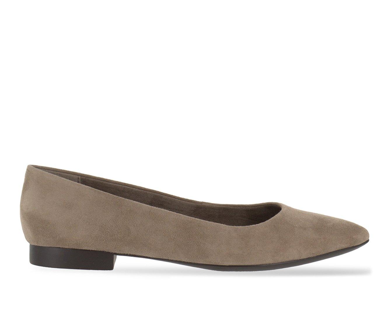 Women's Bella Vita Vivien Flats