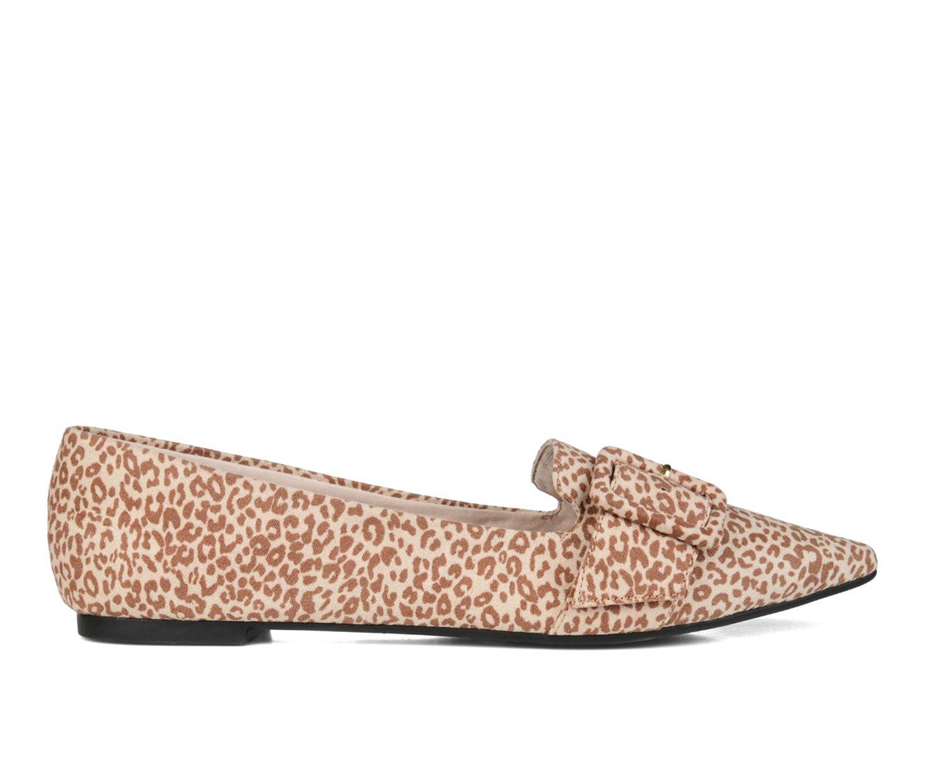 Women's Journee Collection Audrey Flats