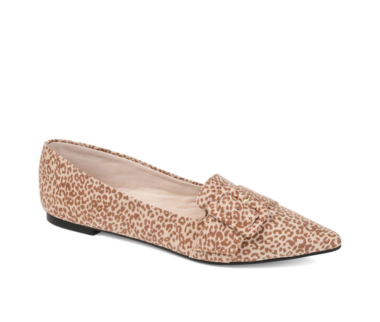 Women's Journee Collection Audrey Flats