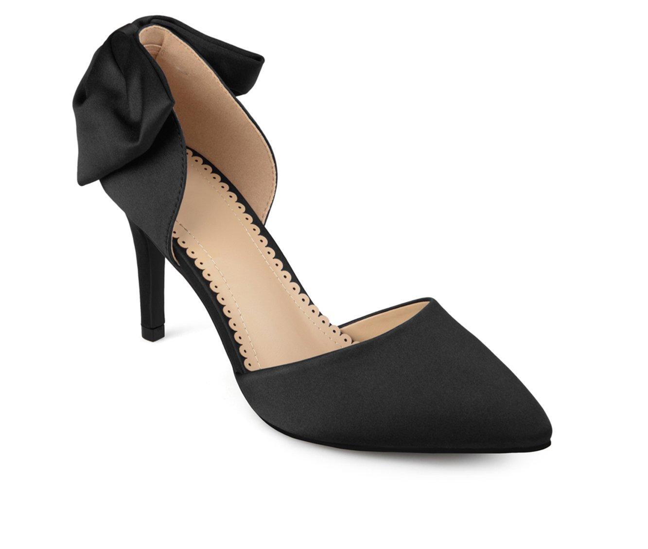 Women's Journee Collection Tanzi Pumps