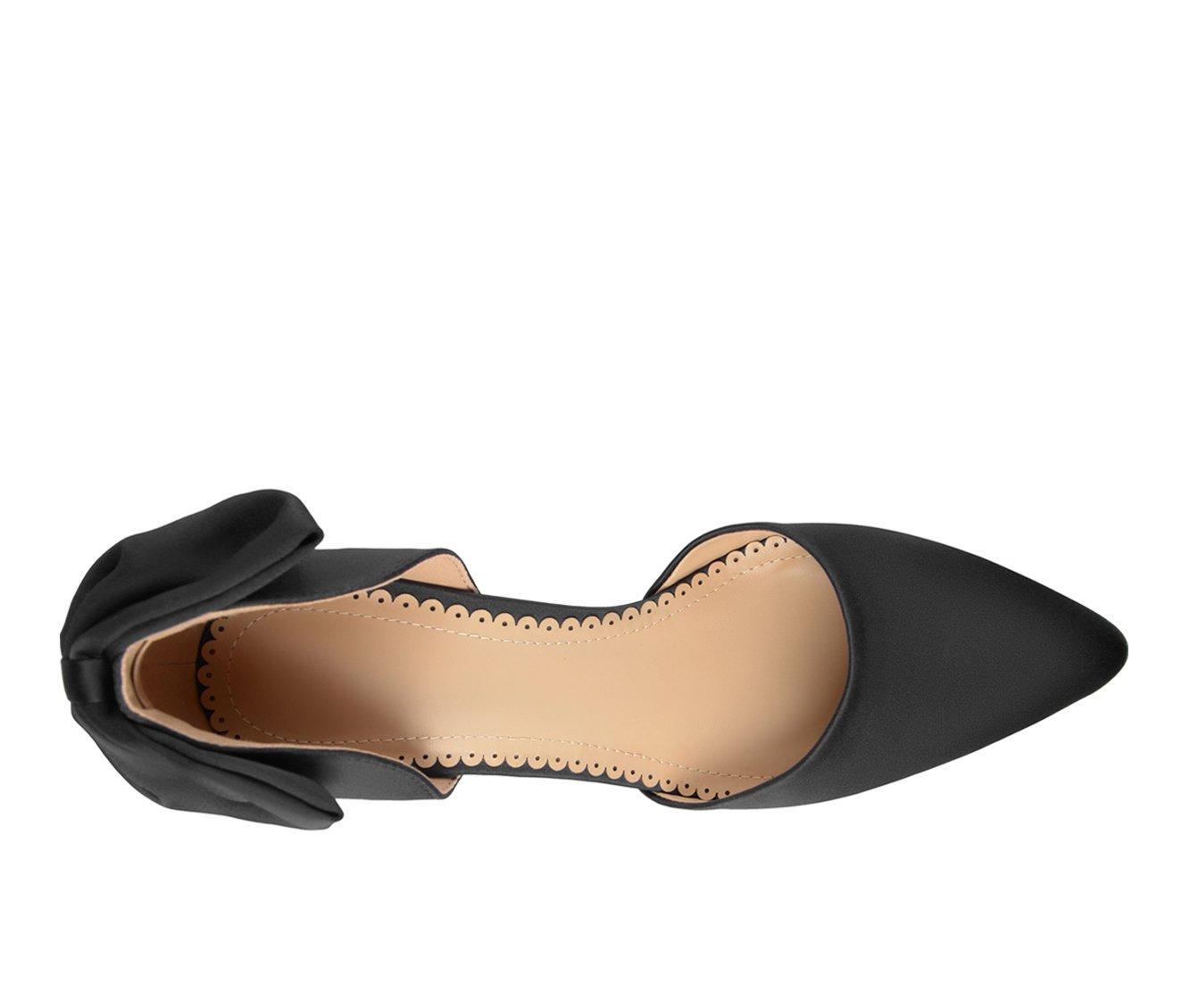 Women's Journee Collection Tanzi Pumps