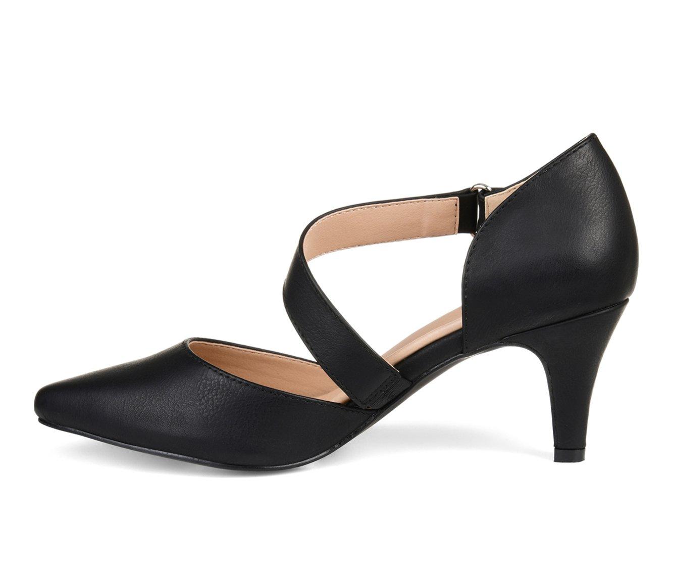 Women's Journee Collection Tillis Pumps