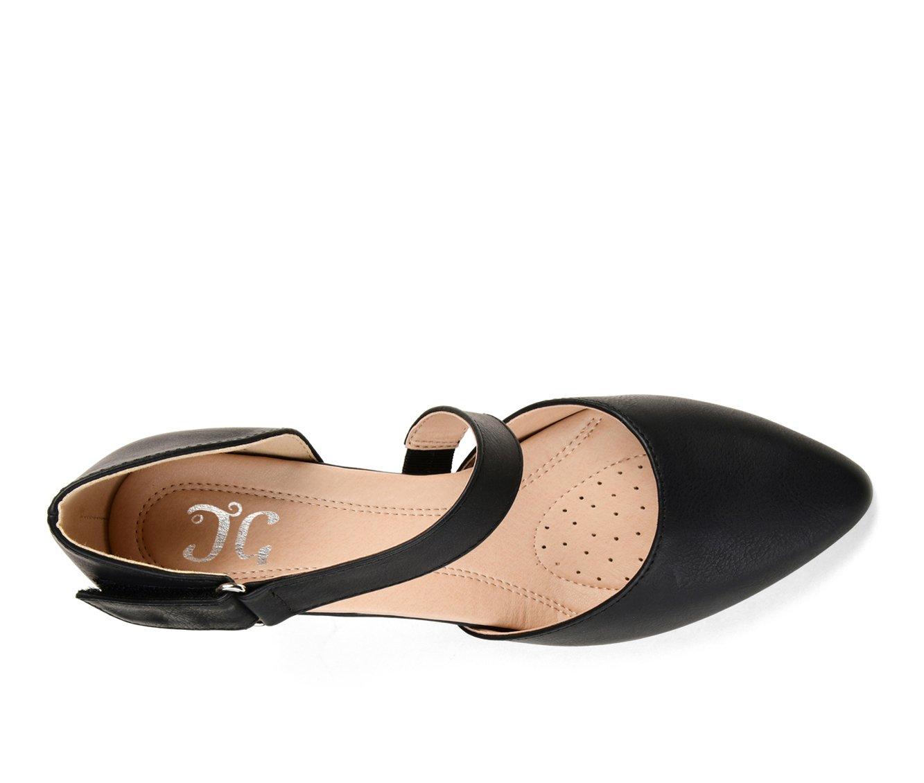 Women's Journee Collection Tillis Pumps