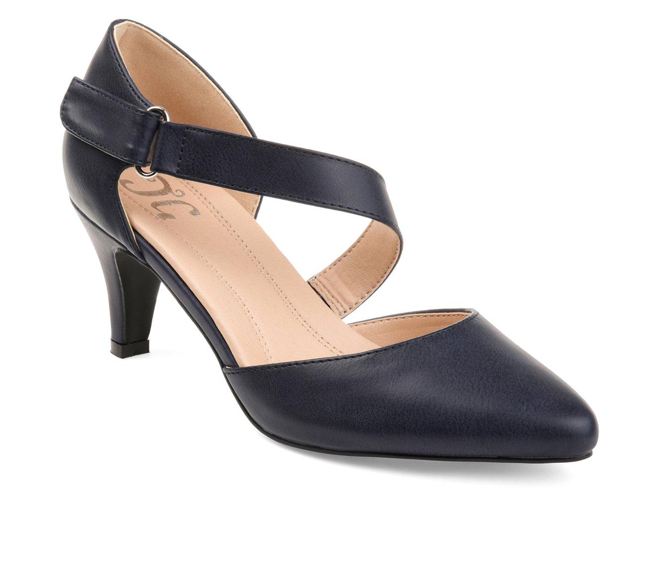 Women's Journee Collection Tillis Pumps