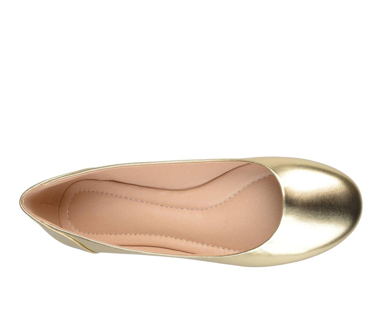 Women's Journee Collection Kavn Flats