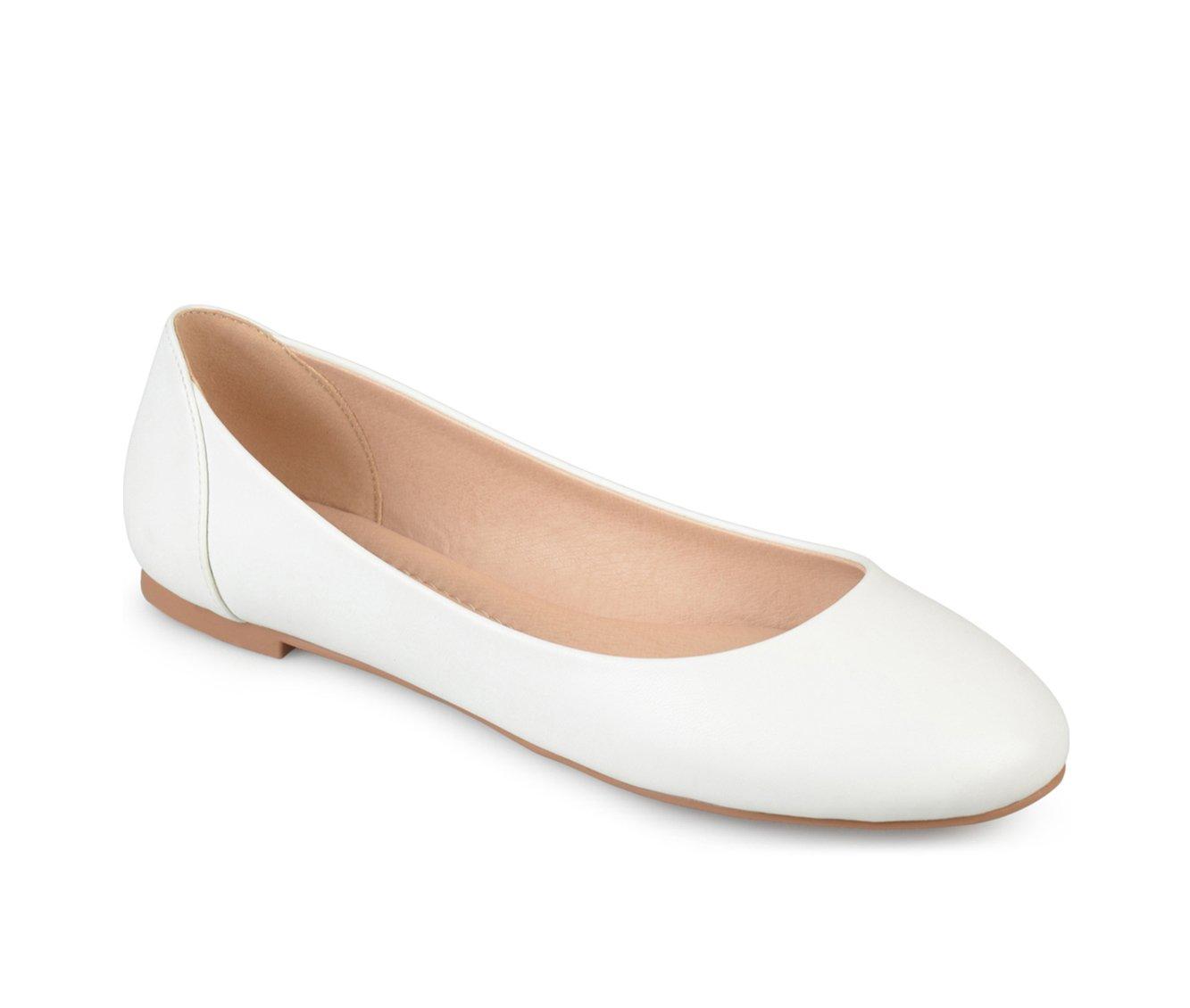 Women's Journee Collection Kavn Flats