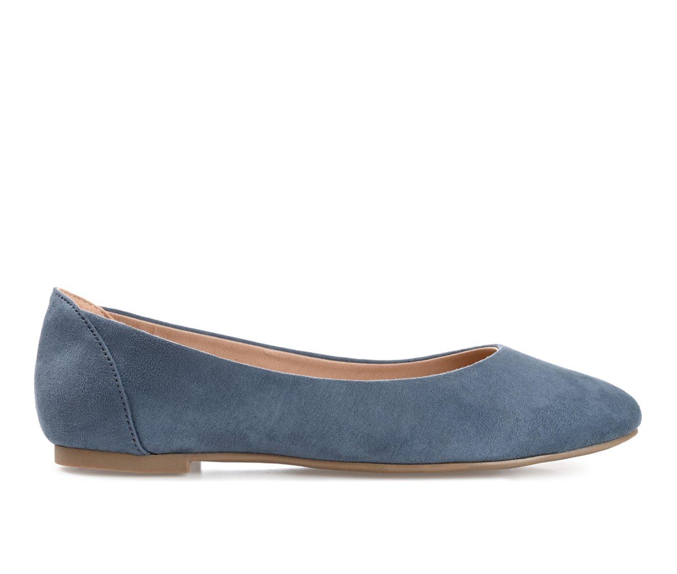 Women's Journee Collection Kavn Flats