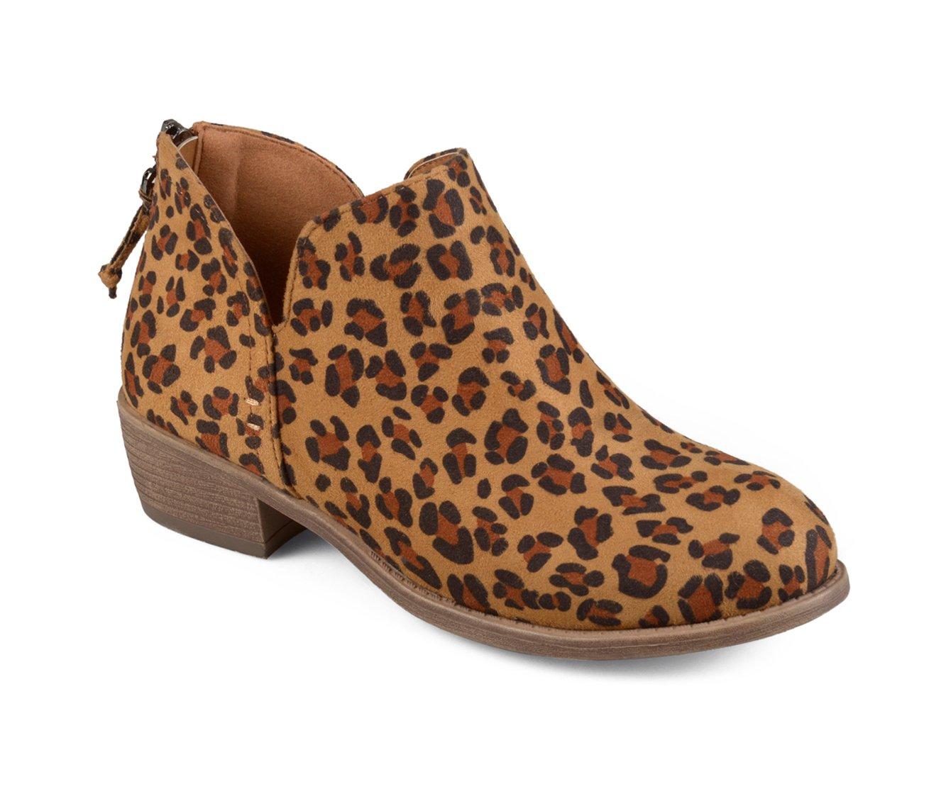 Women's Journee Collection Livvy Booties