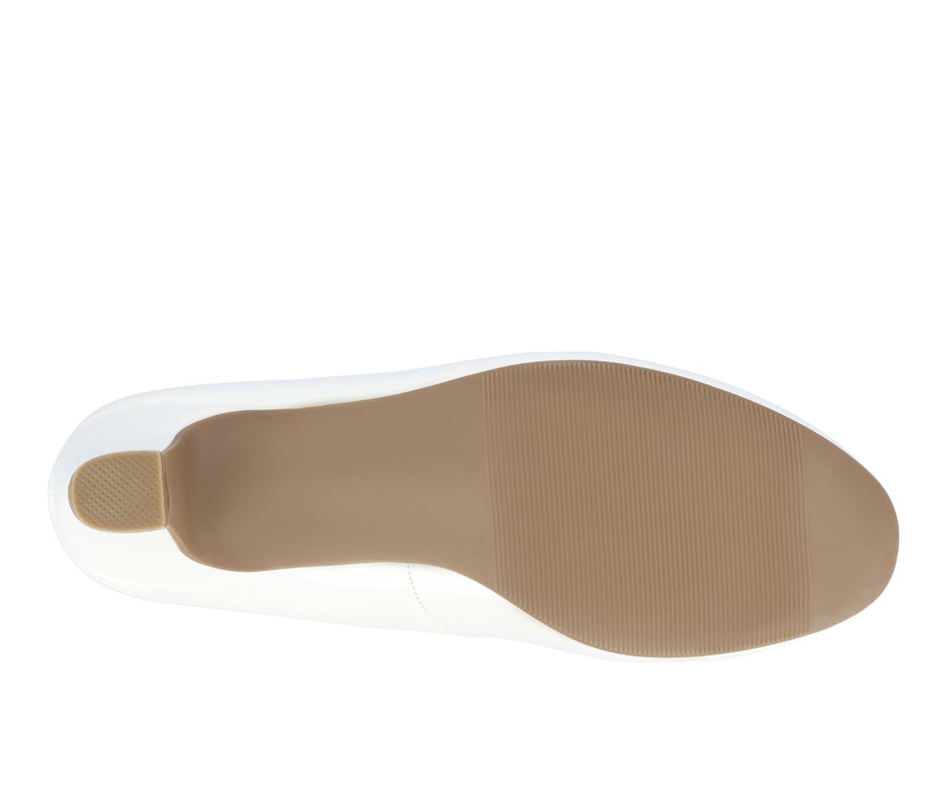 Women's Journee Collection Luu-M Pumps