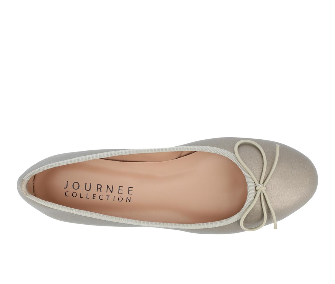 Women's Journee Collection Vika Flats