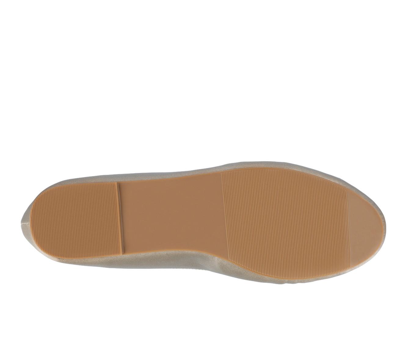 Women's Journee Collection Vika Flats