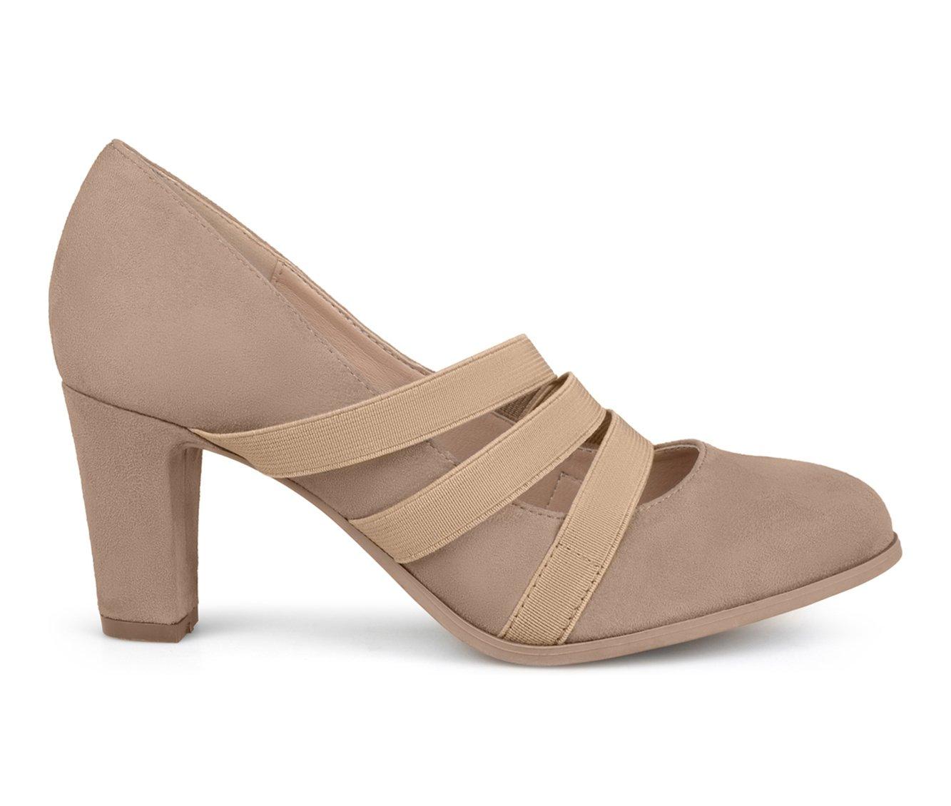 Women's Journee Collection Loren Pumps