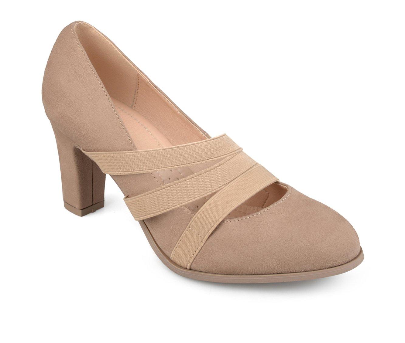Women's Journee Collection Loren Pumps