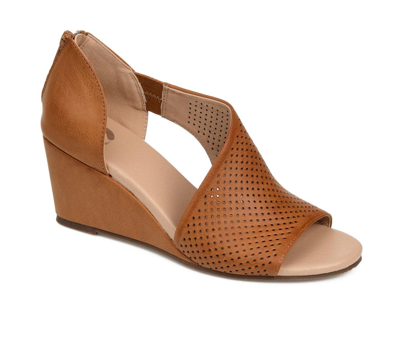 Women's Journee Collection Aretha Wedges