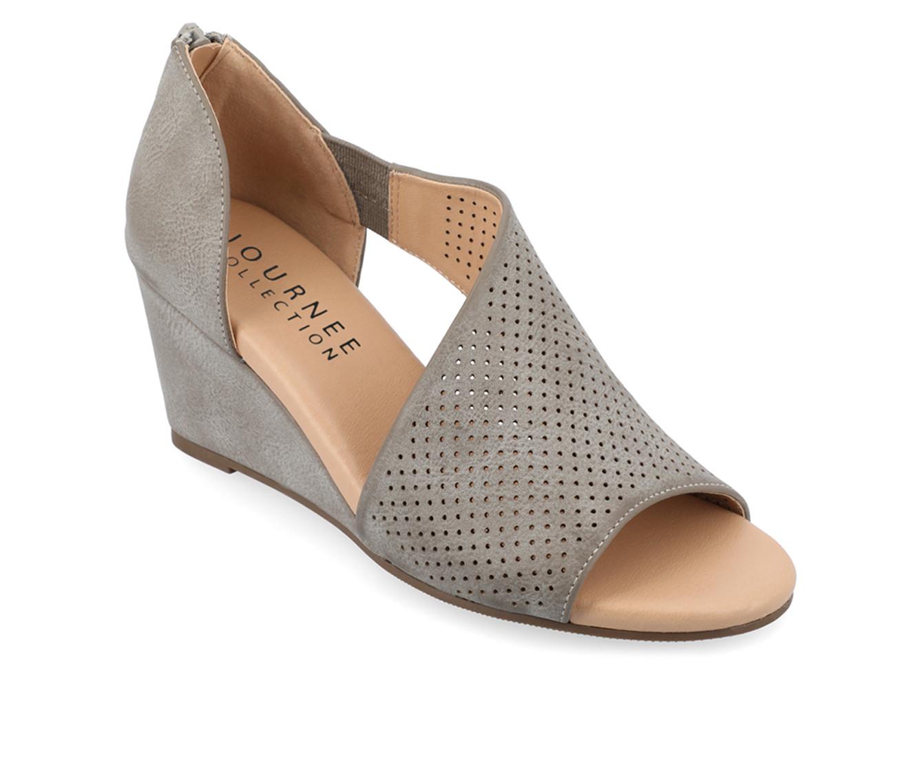 Women's Journee Collection Aretha Wedges