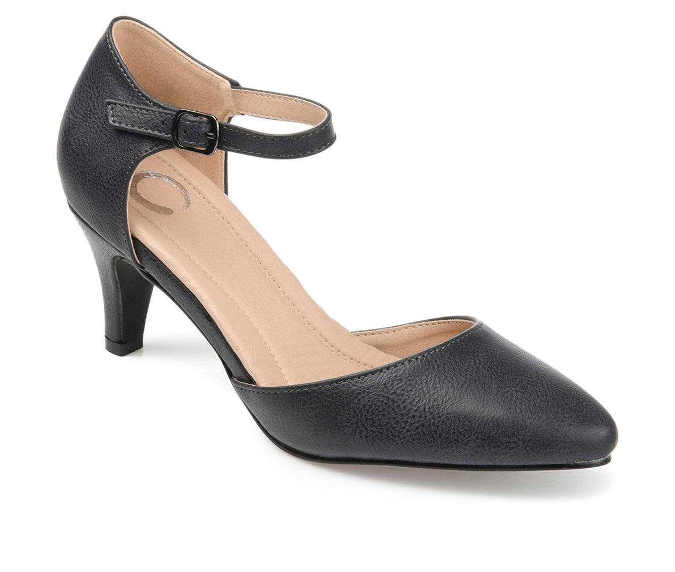 Women's Journee Collection Bettie Pumps