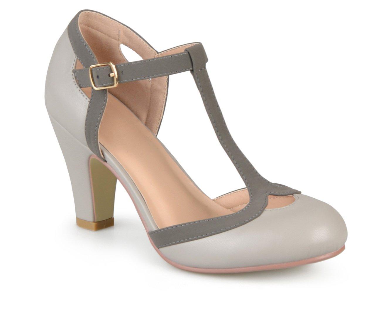 Women's Journee Collection Olina Pumps