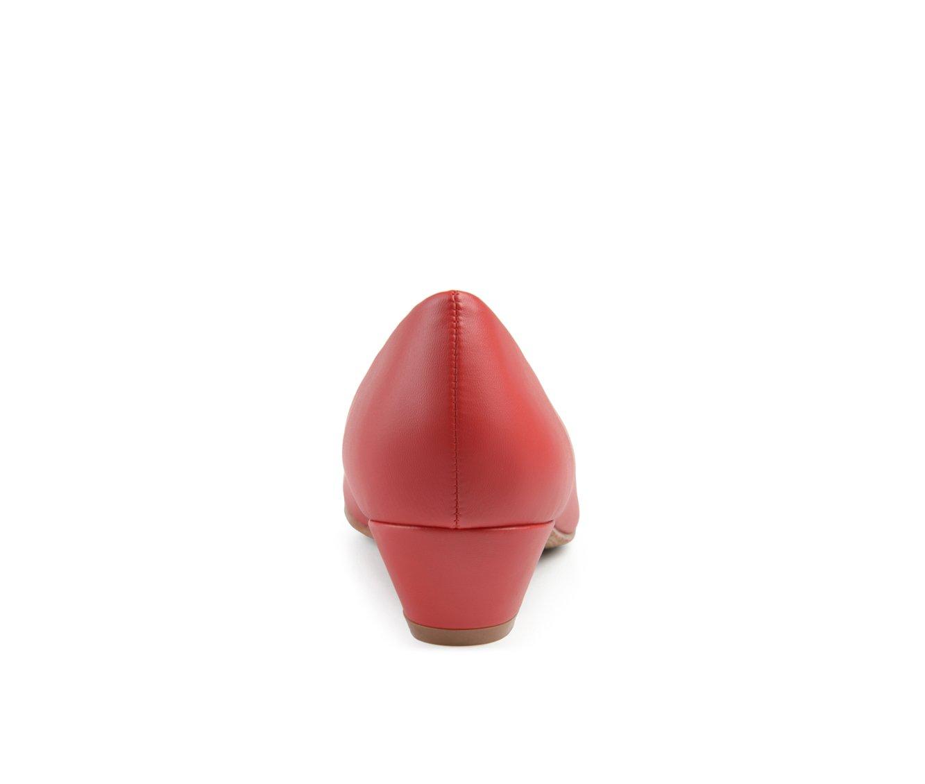 Women's Journee Collection Saar Pumps
