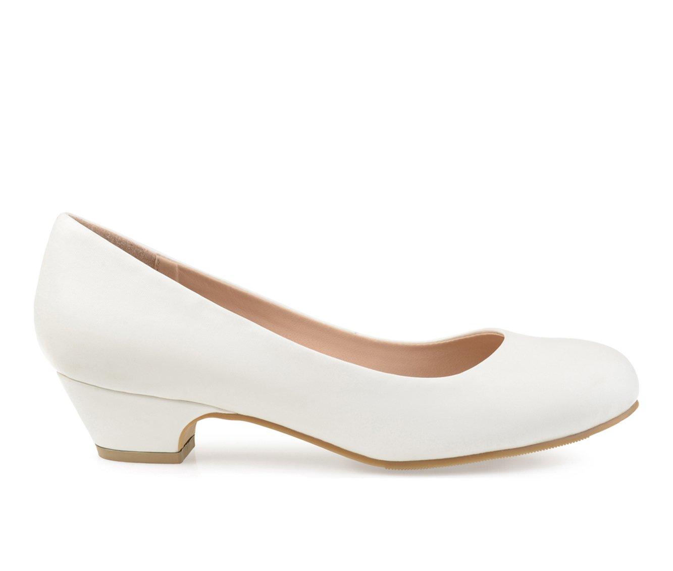 Women's Journee Collection Saar Pumps