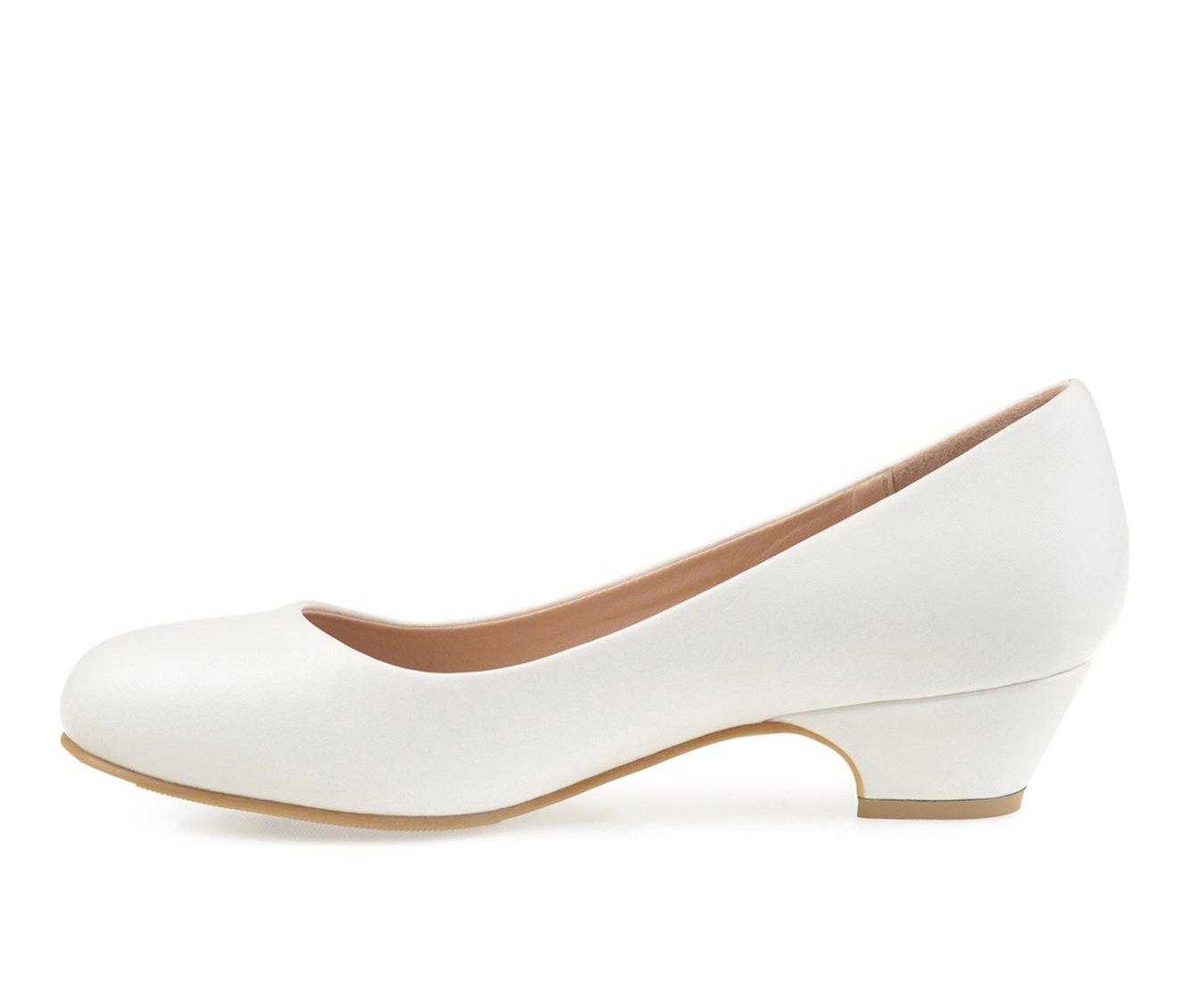 Women's Journee Collection Saar Pumps