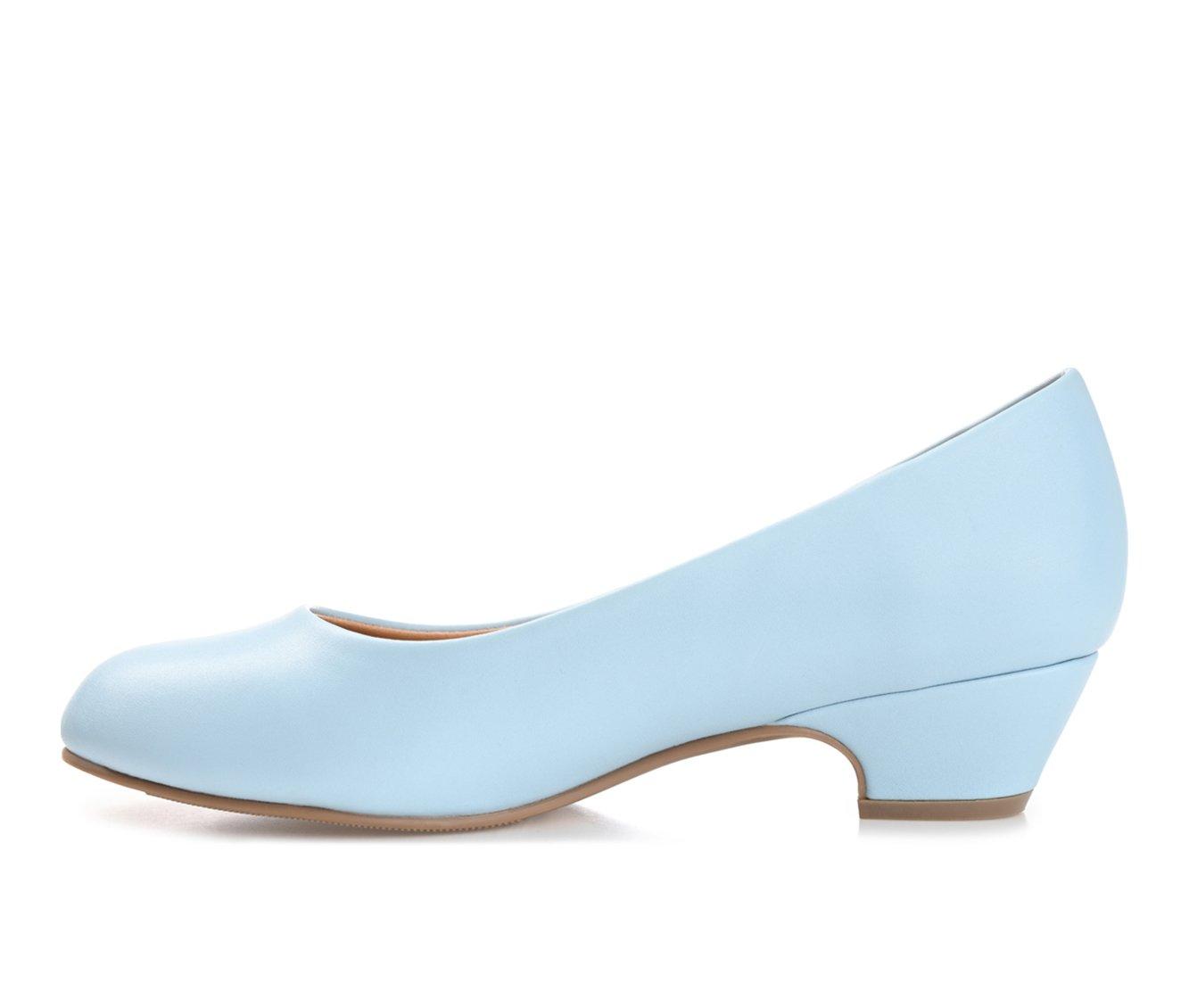 Women's Journee Collection Saar Pumps