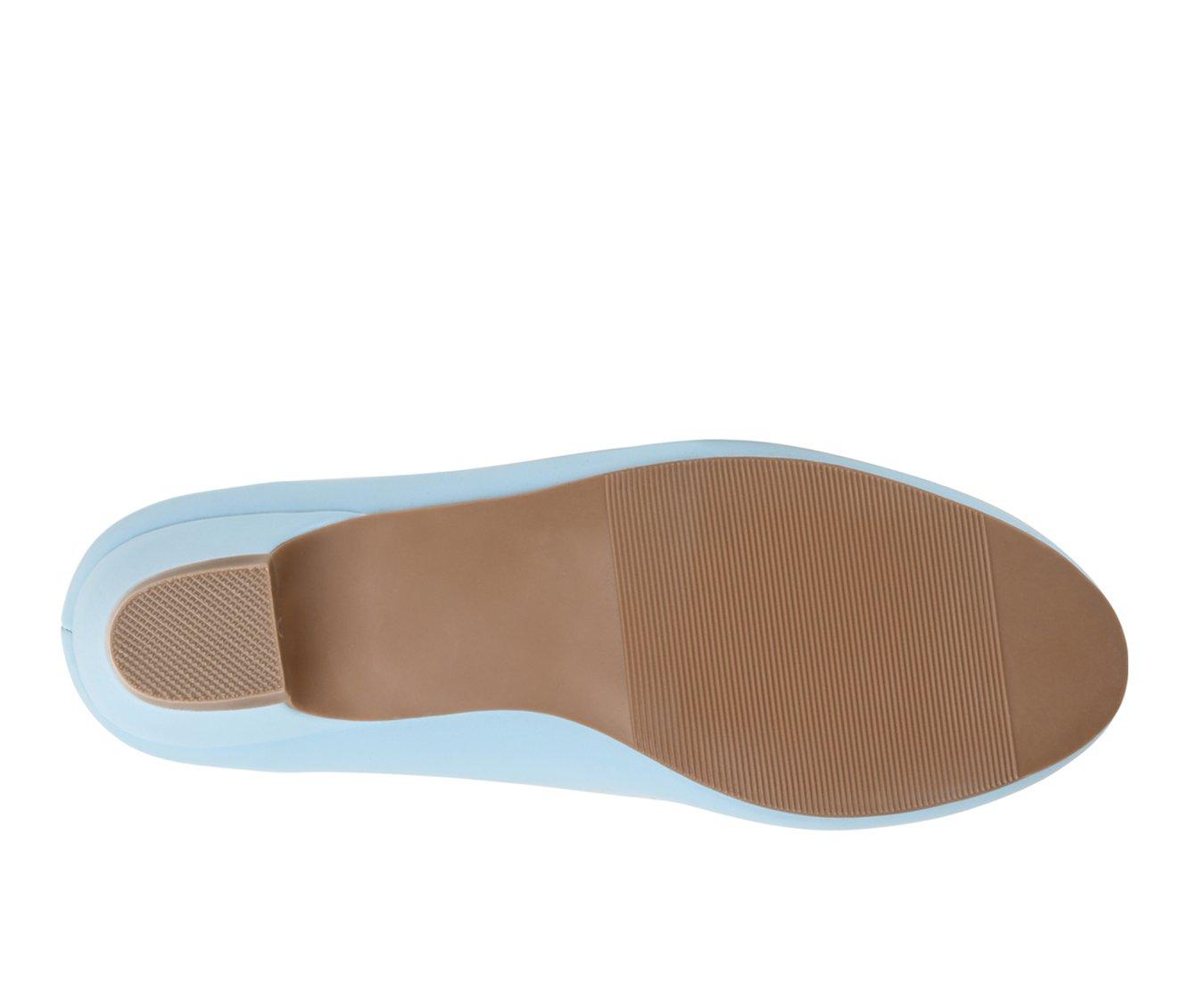 Women's Journee Collection Saar Pumps
