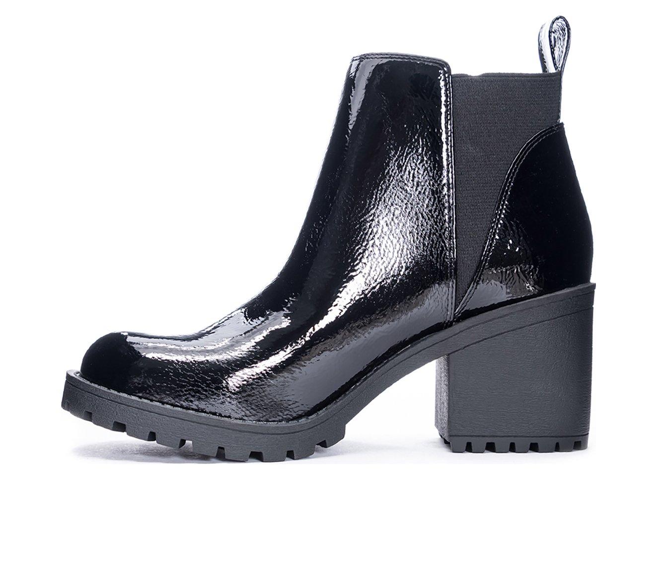 Women's Dirty Laundry Lido Lugged Chelsea Boots