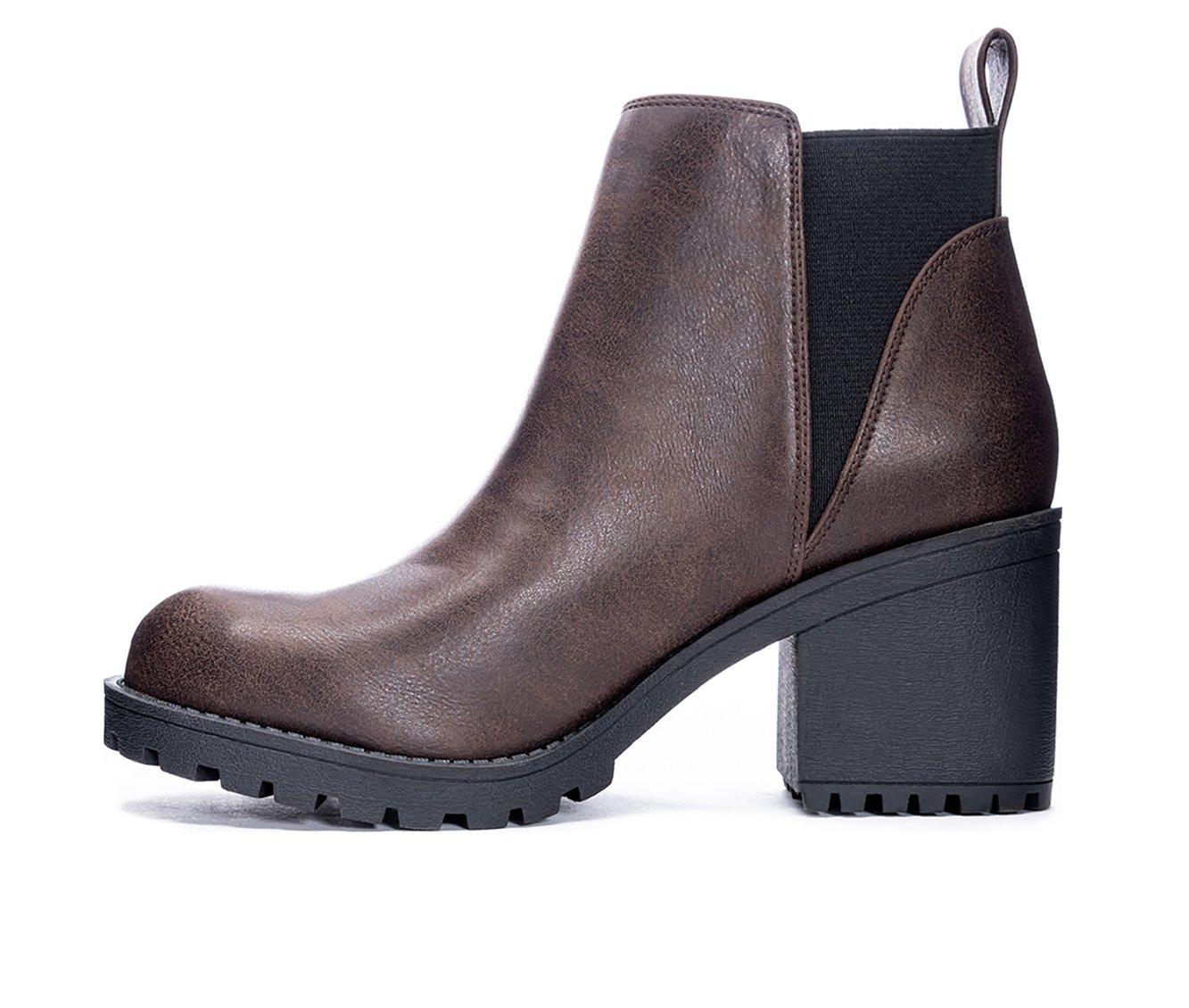 Women's Dirty Laundry Lido Lugged Chelsea Boots