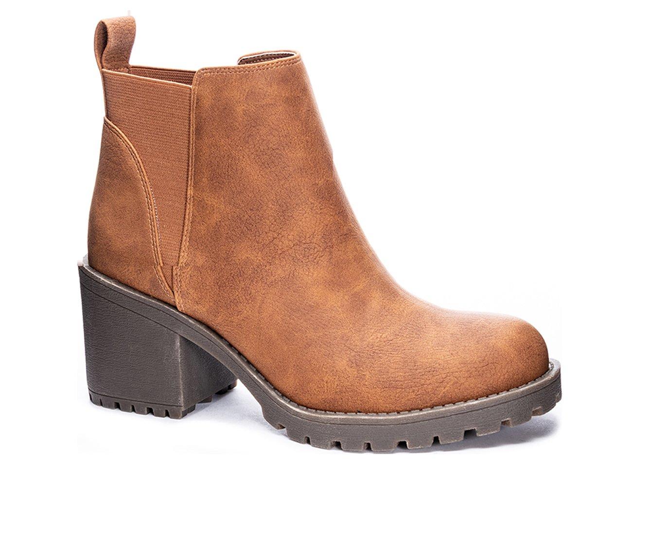 Women's Dirty Laundry Lido Lugged Chelsea Boots