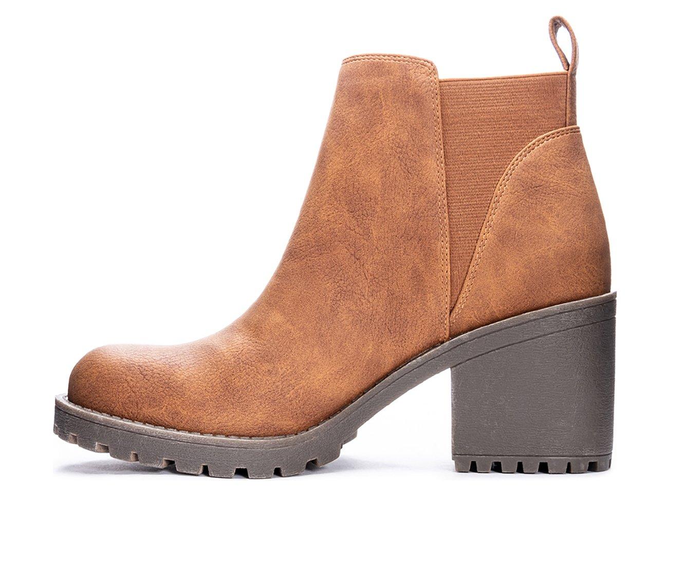 Women's Dirty Laundry Lido Lugged Chelsea Boots