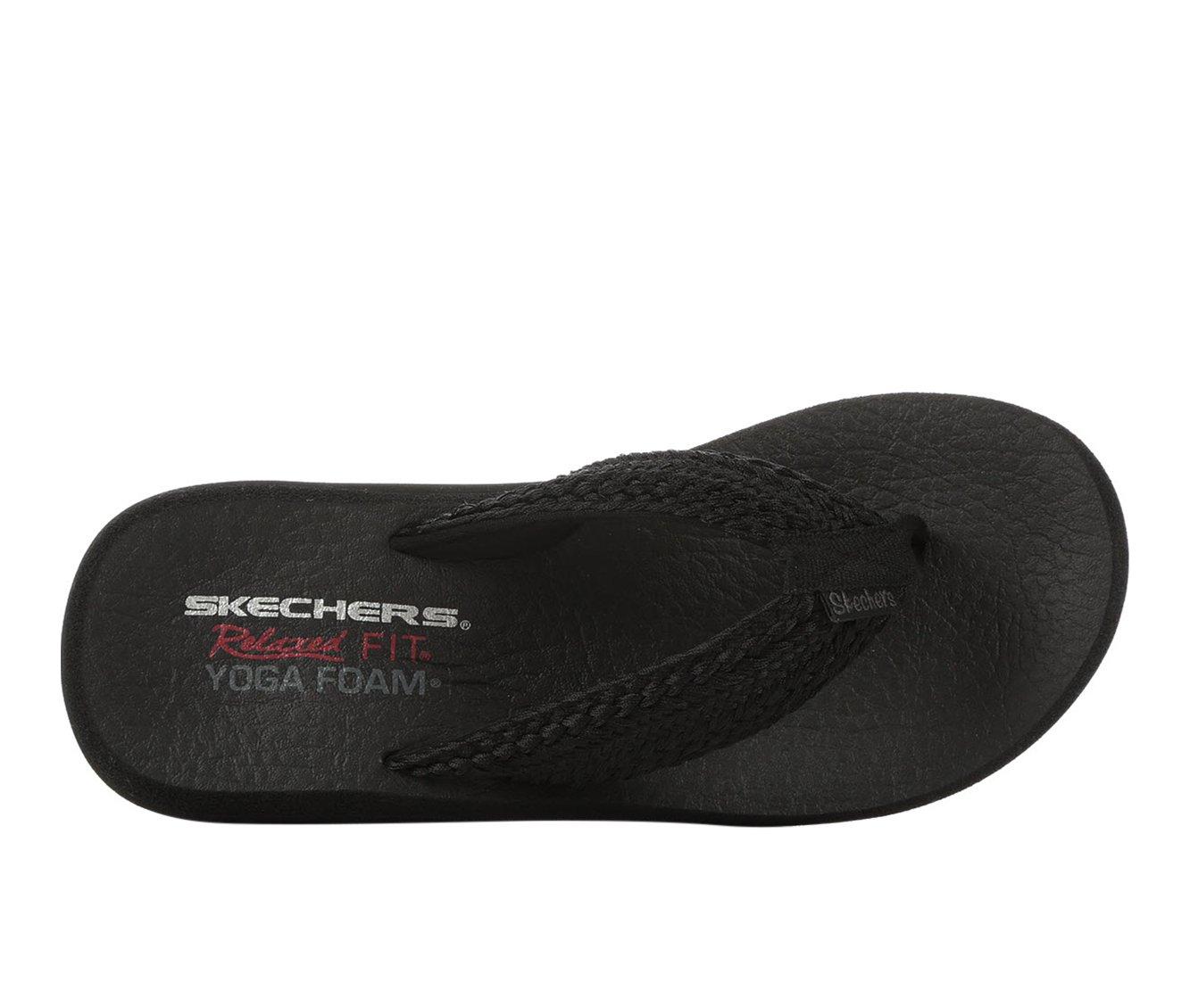 Skechers cali with hot sale memory foam slippers