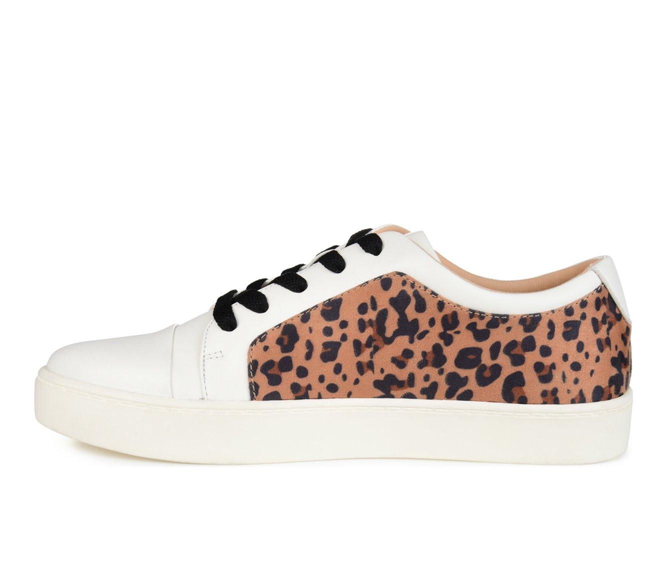 Women's Journee Collection Taschi Sneakers