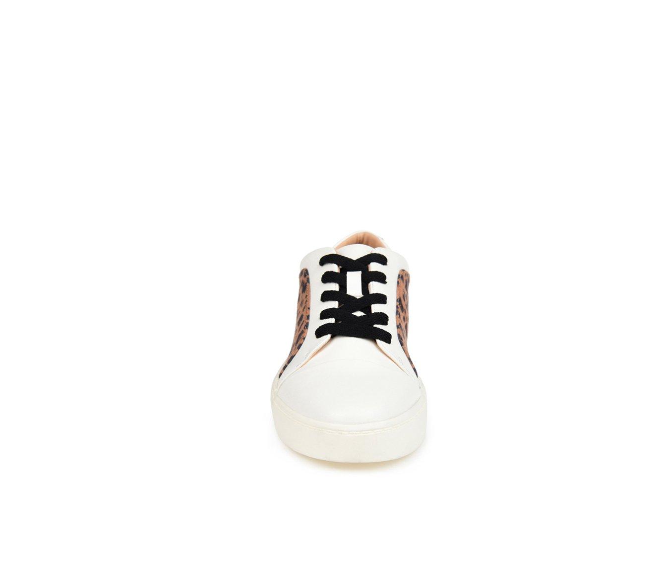 Women's Journee Collection Taschi Sneakers