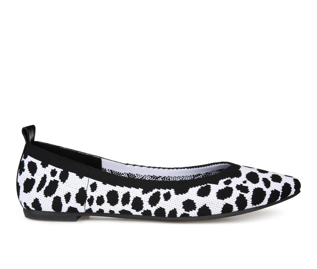 Women's Journee Collection Karise Flats