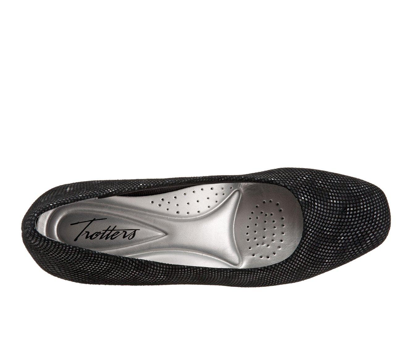 Women's Trotters Lauren Wedges